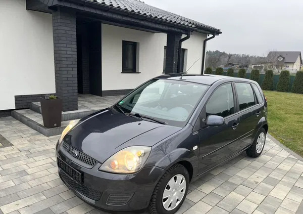 samochody osobowe Ford Fiesta cena 8900 przebieg: 108770, rok produkcji 2008 z Zagórów